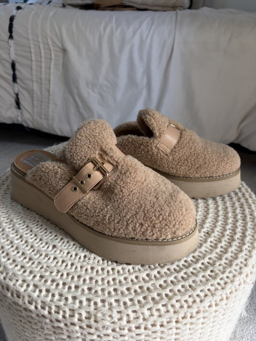 DV by Dolce Vita Cozy Faux Shearling Clog Women's 11